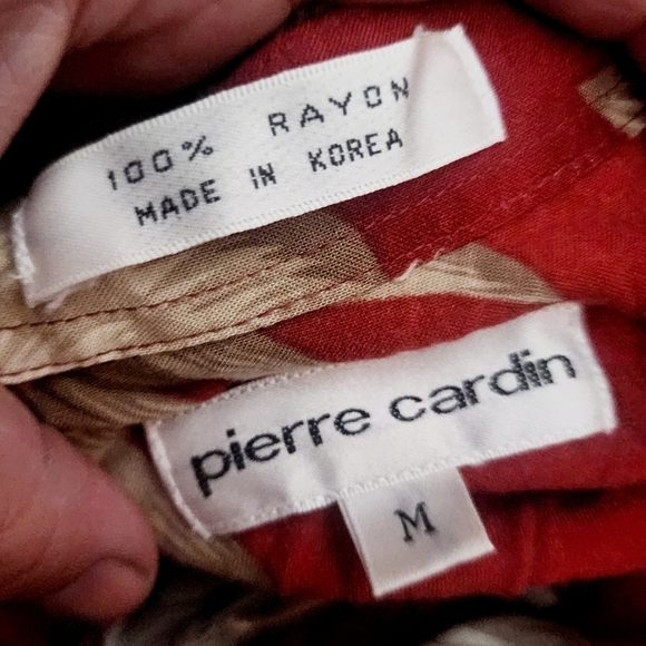 Pierre Cardin • Red/Cream Floral Printed Hawaiian Style Button-Up Shirt Men's M - Picture 7 of 7